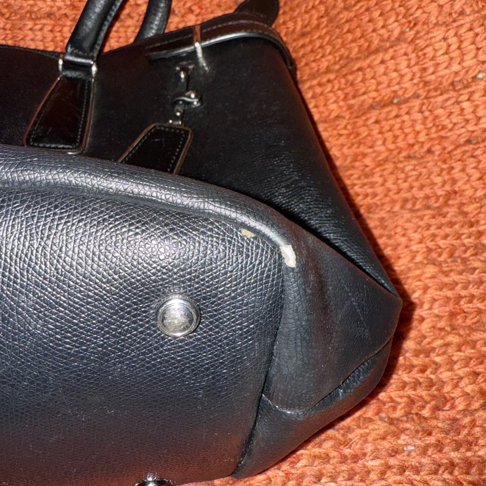 Tumi Authentic Classic Black Travel Computer Tote Bag - Picture 4 of 7